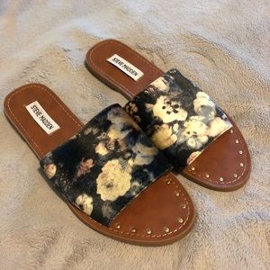 Steve Madden Slides